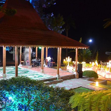 Hotel Indah Palace טאוונגמאנגו מראה חיצוני תמונה